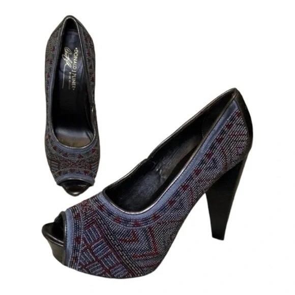 Donald J Pliner Ceci Pumps Heels Hidden Platform Peep/Open Toe Beaded Leather - Picture 1 of 15